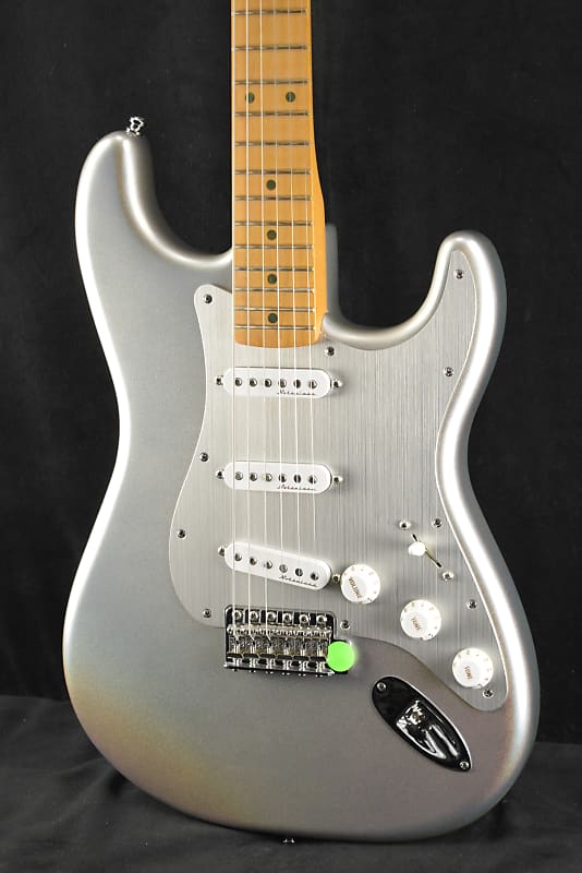Fender H.E.R. Signature Stratocaster Chrome Glow image 1