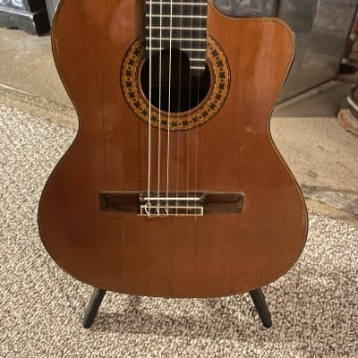 2002 Estevé 6.ELEC, Hand made in Spain, all solid wood Requinto Guitar with Fishman Electronics image 3