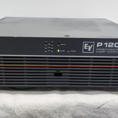 EV P3000 Precision Series アンプ EV P3000 Precision Series アンプ