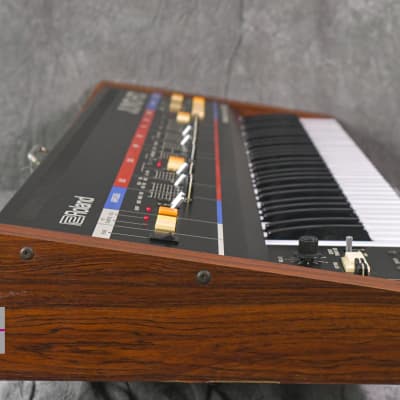 Roland JUNO-60 Analog synthesizer W/ Hard Case in Very Good condition image 15