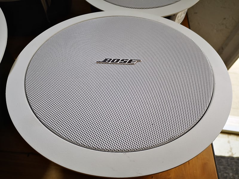 ★未開封★ BOSE スピーカー DS 40F ホワイト FreeSpace FreeSpace DS 40F Loudspeaker