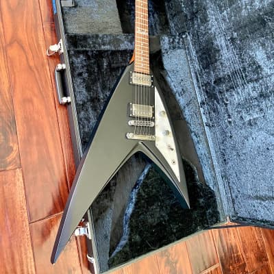 買取公式ESP Armored（アーマード） custom flying V ESP