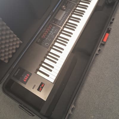 Roland FA-08 with Gator road case