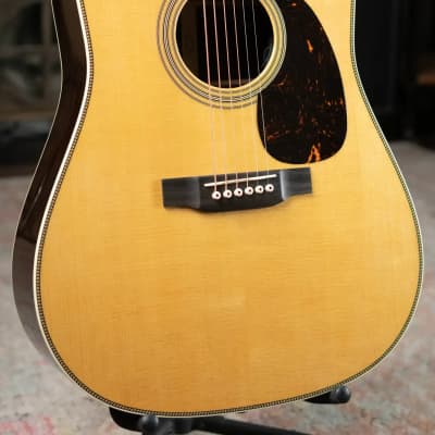 Martin HD-28E Dreadnought Acoustic/Electric Guitar with Hardshell Case image 4