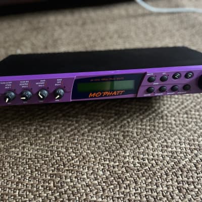 E-MU Systems Mo'Phatt Rackmount 64-Voice Expandable Synthesizer 2000 - Purple