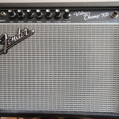 Fender Vibro Champ XD 5-Watt 1x8