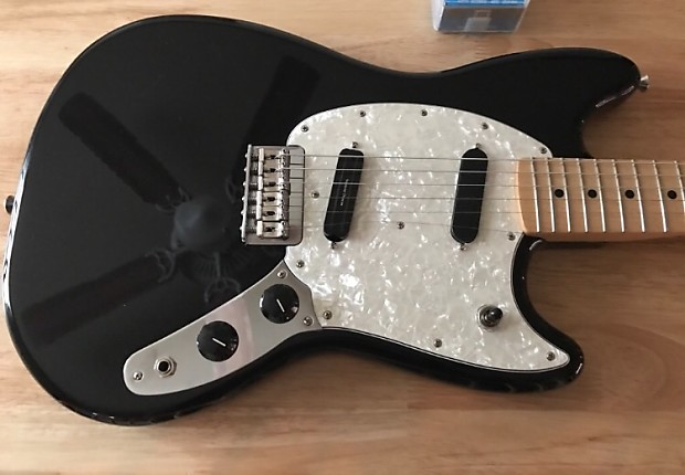 Fender mustang shop hot rails