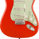 Fender Squier FSR Classic Vibe '60s Stratocaster®, Laurel Fingerboard, Mint Pickguard, Fiesta Red