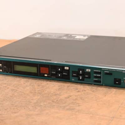 YAMAHA プロフェッショナルマルチエフェクトプロセッサー SPX2000 ヤマハ | SPX2000 - プロセッサー - 概要