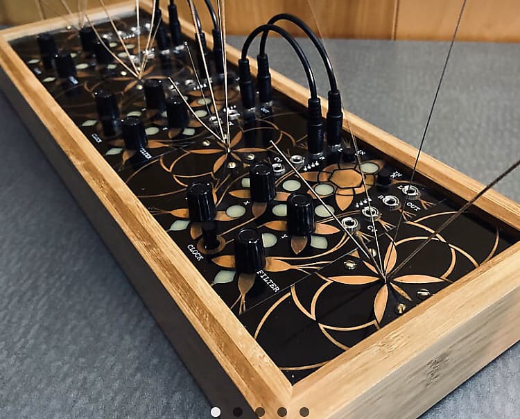 鍵盤楽器 Folktek / Resonant Garden Folktek Resonant Garden | Reverb Canada