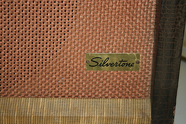 Silvertone Model 1335 25-Watt 1x15 Guitar Combo image 2