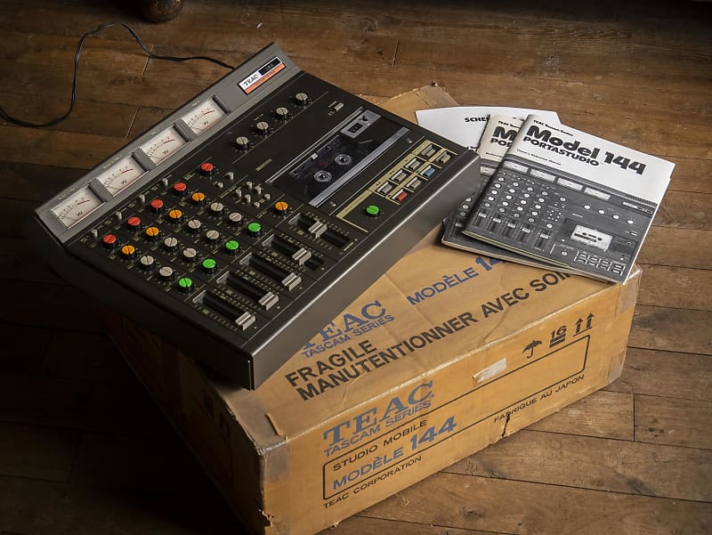 tascam_244_portastudio_cassett
