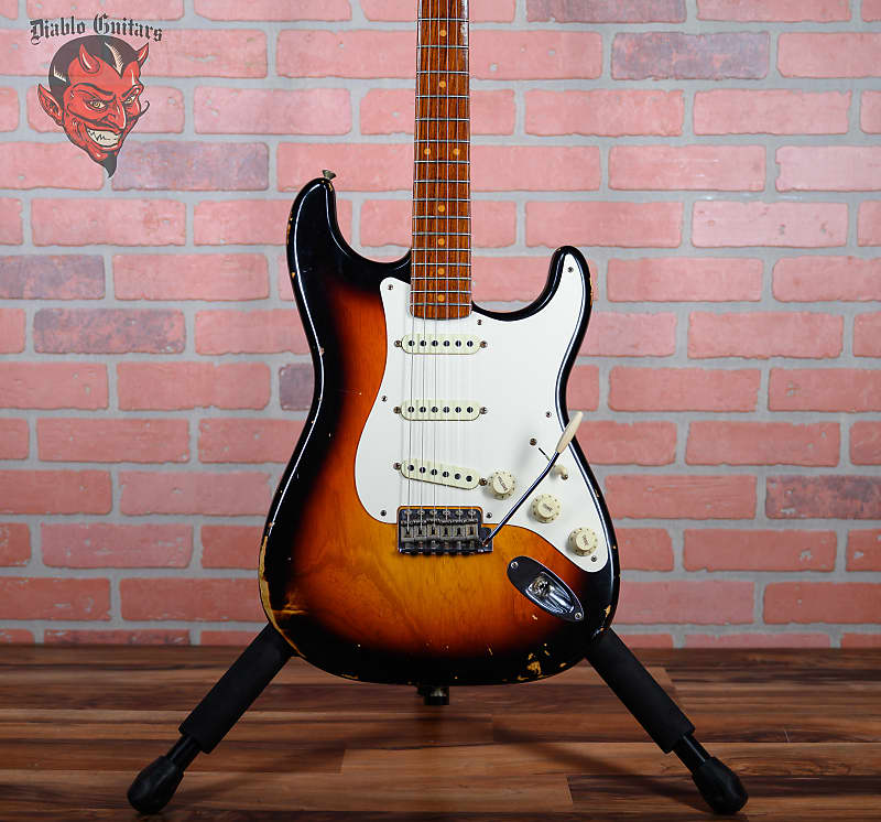 ☆Custom oder HardRelic Sunburst Strato☆