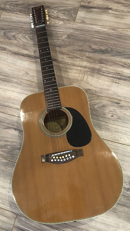 Lyle 12 string deals guitar