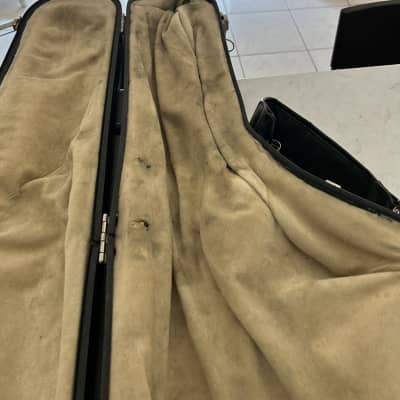 Selmer tenor saxophone flight case image 8
