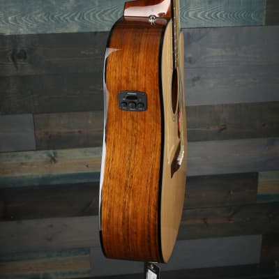 Fender CD-140SCE Dreadnought, Walnut Fingerboard, Natural w/case image 5