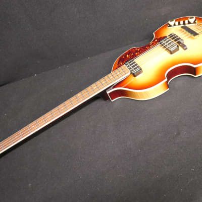 Hofner HCT-500/1-SB Contemporary Beatle Bass Custom with Tortoiseshell Pickguard & German Control Plate image 5