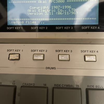 Akai MPC3000 MIDI Production Center image 3