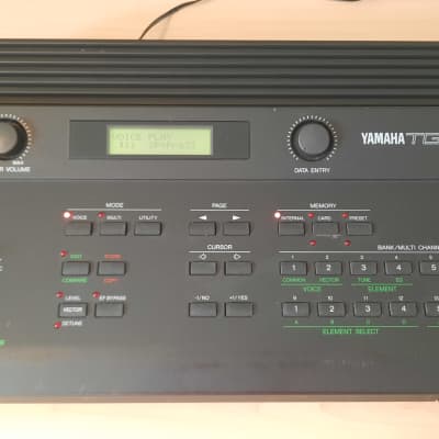 Yamaha TG33 Tone Generator 1990 - Black