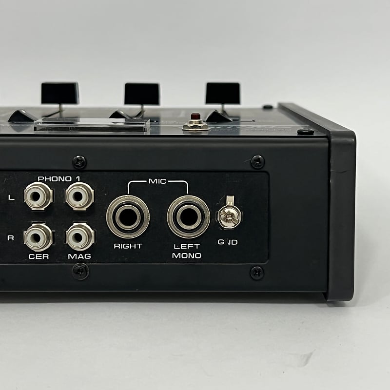 Moukey Mini Audio Mixer Line Mixer, DC 5V, 4-Stereo Ultra, Low-Noise  4-Channel for Sub-Mixing, Ideal for Small Clubs or Bars, As Guitars, Bass