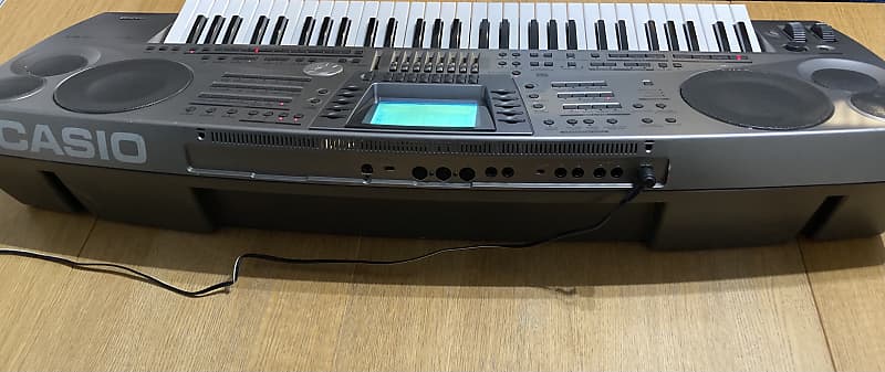 Casio MZ 2000 Keyboard Synthesizer Workstation Yamaha Tyros Rival