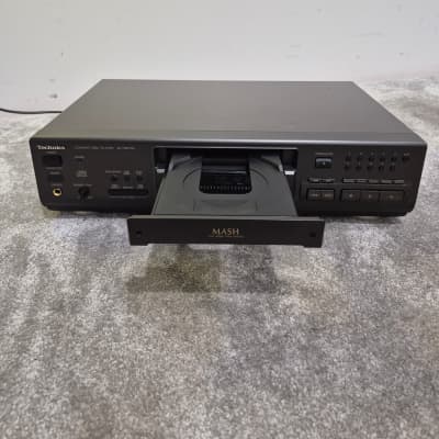TEAC CDレコーダー CD-RW880 CD-RW880｜TEAC CDレコーダー CD-RW880【中古品】｜中古品｜修理