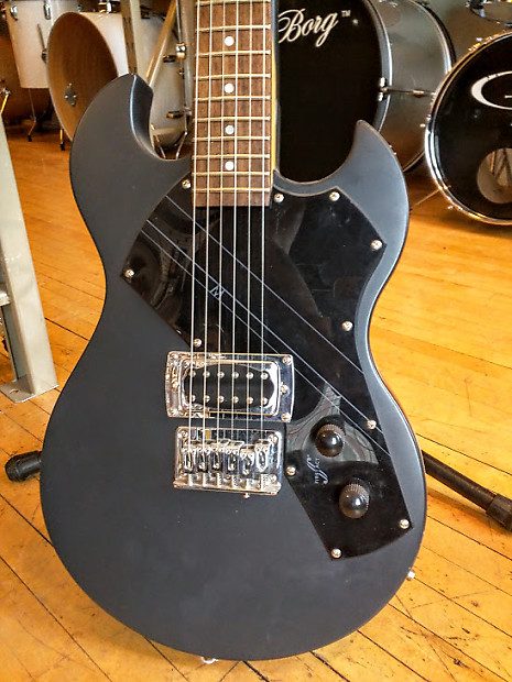 First act 222 hot sale electric guitar black