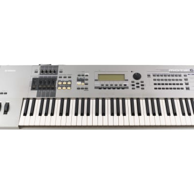 Yamaha MOTIF 6 Keyboard Workstation [USED]