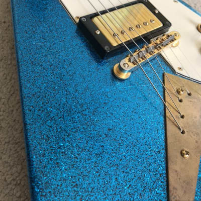 1992 Matteson Korina 58 Style Flying V electric guitar rare BLUE SPARKLE FINISH image 7