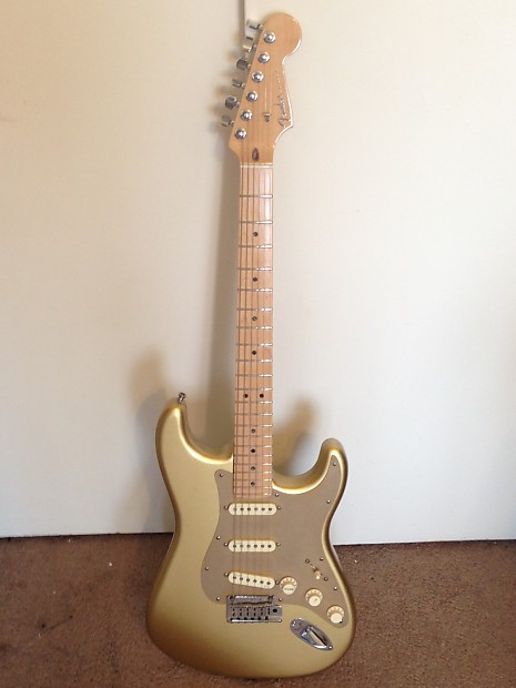 Fender American Deluxe Stratocaster 2012 Aztec Gold image 1