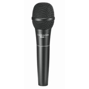 Sennheiser e835 Handheld Cardioid Dynamic Vocal Microphone | Reverb