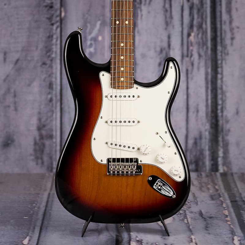 Fender Player Series Stratocaster, Pau Ferro, 3-Color Sunburst image 1