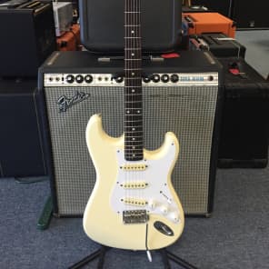 Fender Stratocaster 1984-1987 Made in Japan MIJ E Serial number Vintage  White Rosewood fingerboard | Reverb