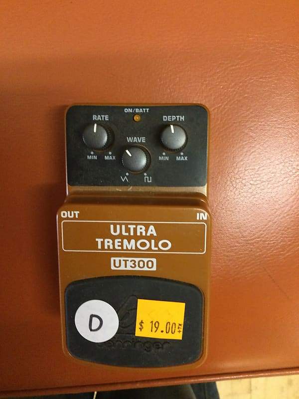 Behringer UT300