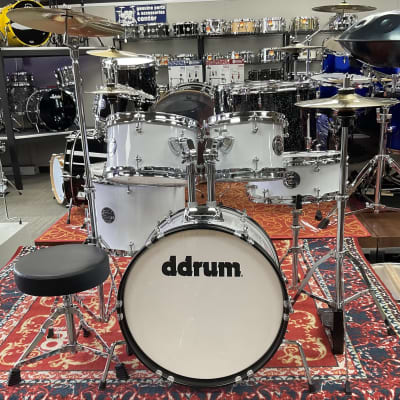 ddrum ddrum D1 Junior 5-Piece Drum Set w/ Hardware and Cymbals, Gloss White 2022 - Gloss White image 1