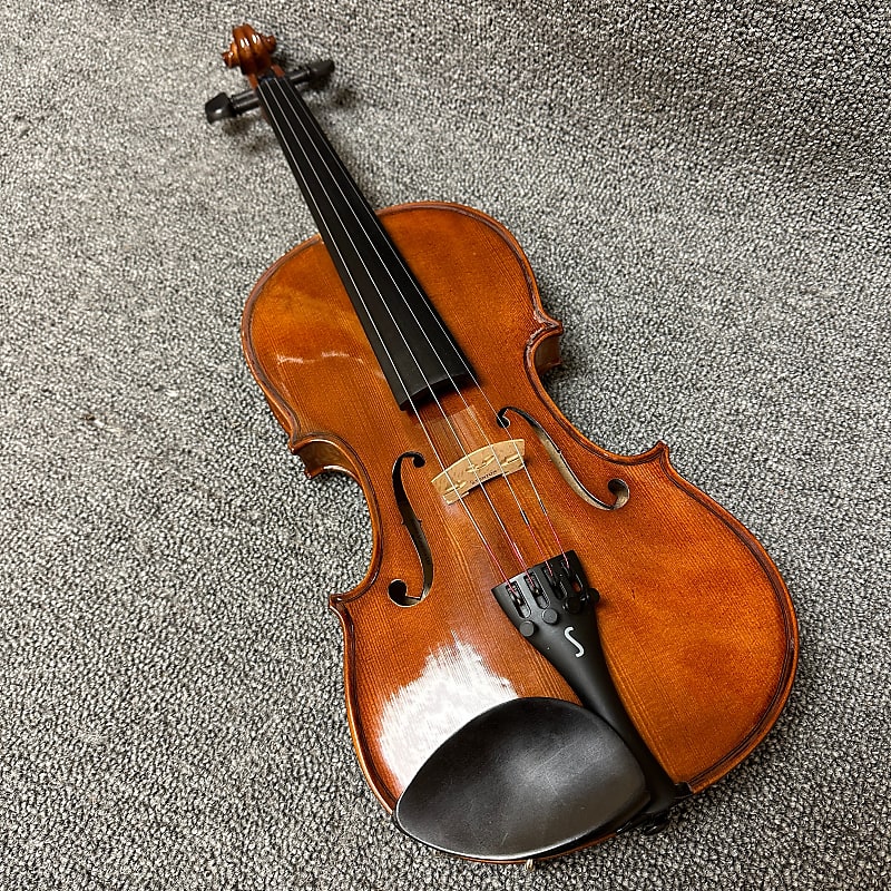 Stentor Student II Violin 4/4 with Case and Bow