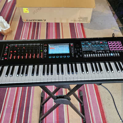 Roland Fantom 7 Workstation, B-stock from Roland UK. Excellent condition and full manufacturer warranty