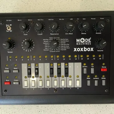 国産x0xb0x（303クローン）『gizm0x x0x-pro』 実機レビュー