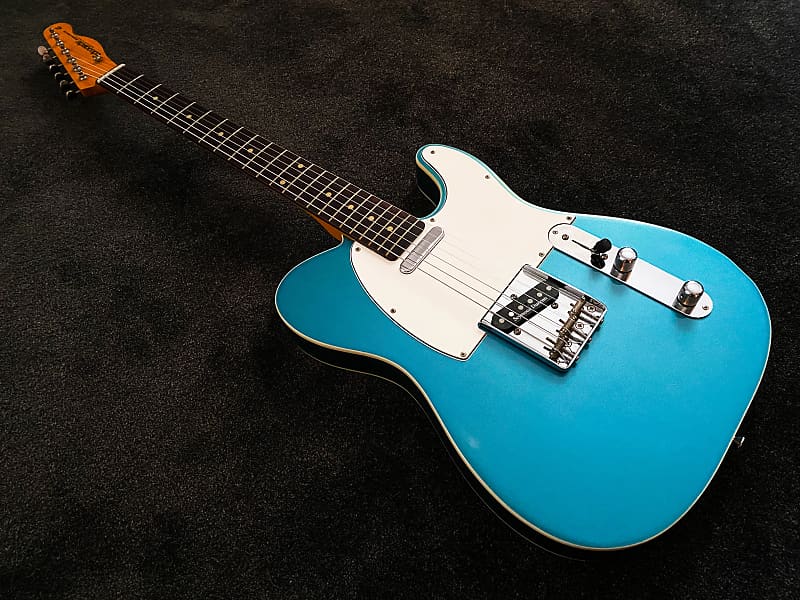 ESP Edwards E-TE-100CTM/LT Telecaster 2008 - Lake Placid Blue