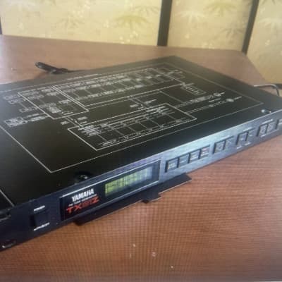 Yamaha TX81Z Rackmount FM Tone Generator 1987 - 1988 - Black