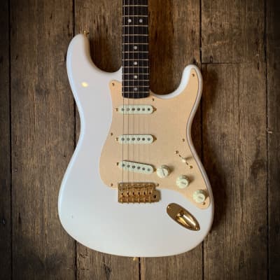 2021 Fender CS LTD Edition 75th Annie Stratocaster NOS Diamond White Pearl image 1