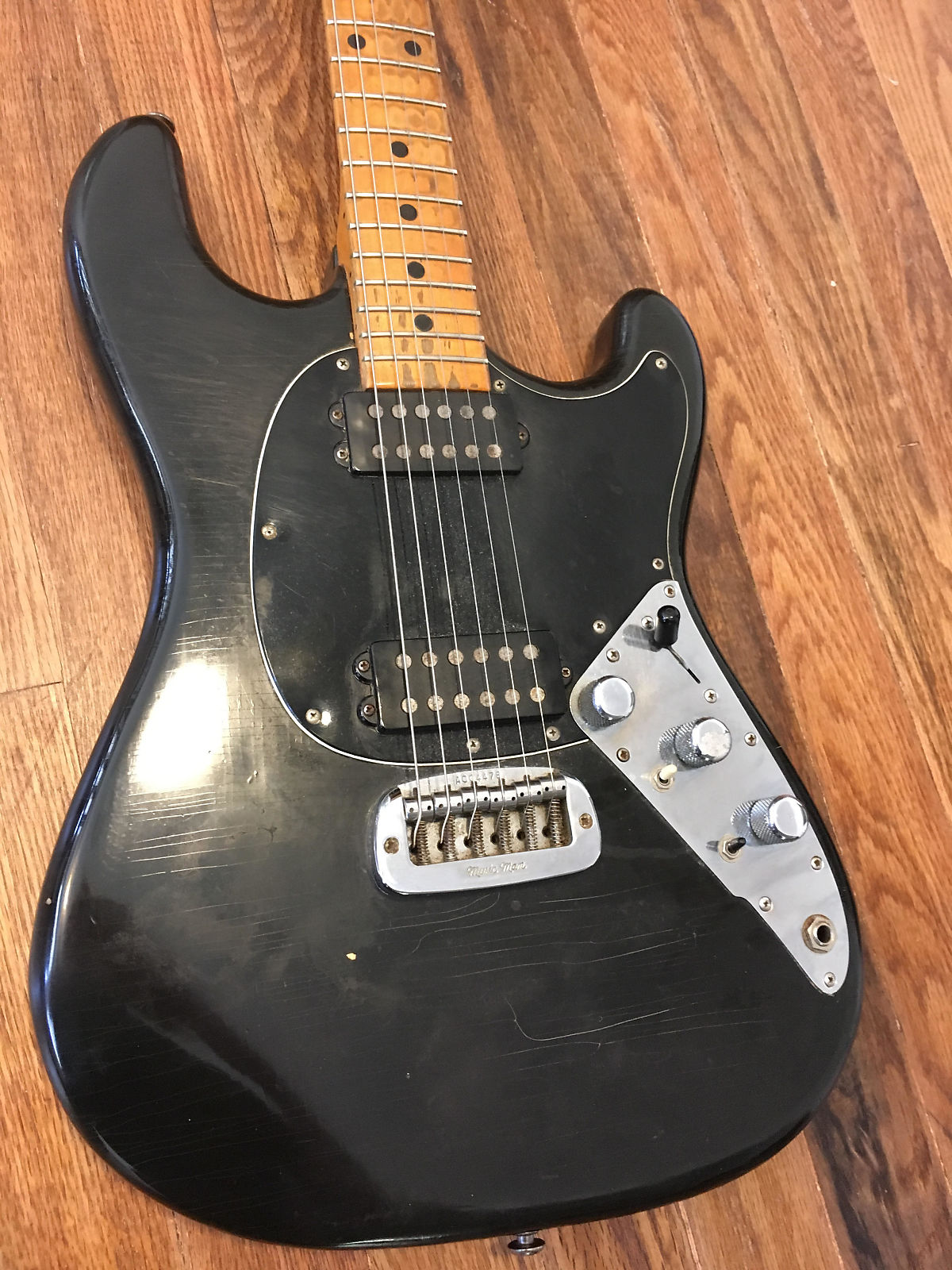 Music Man Sabre II Black 1976 Reverb