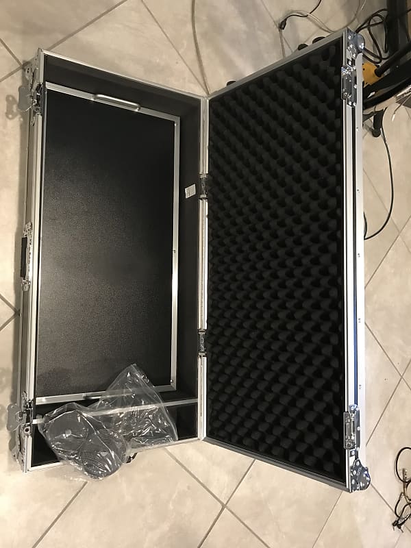 Harmony Cases HCPEDAL32 Custom Hard ATA Flight 32