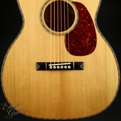 Bourgeois OMS Victorian Cuban Mahogany image 3