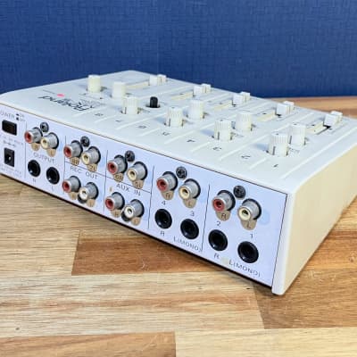配信機器・PA機器・レコーディング機器 Roland MX-5 8ch mixer (stereo x4) 専用】Roland MX-5 8ch mixer (stereo x4) - メルカリ