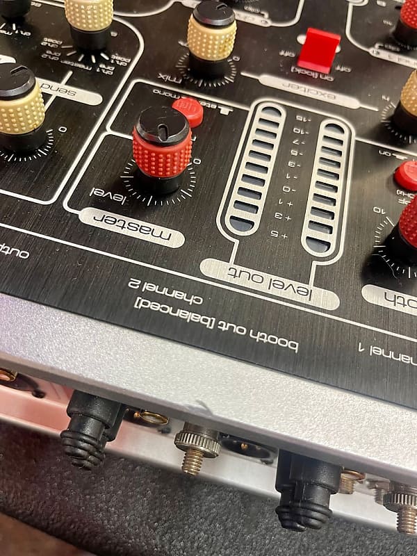 Urei 1601S ミキサー Urei 1601S Digital Scratch Mixer with Sampler | Guitar Center