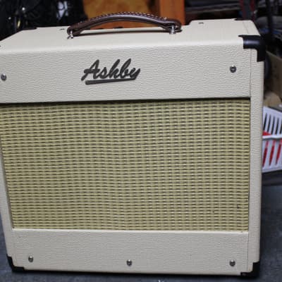 Ashby Amplification Swamp Mouse/1x10 -10 Watts all tube Combo image 1