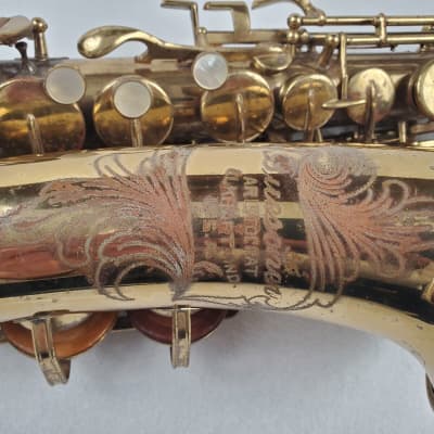BUESCHER Aristocrat Alto Saxophone image 5