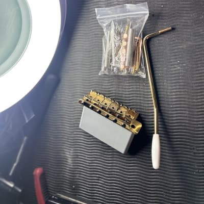 Fender USA Gold NOS Tremolo Assembly image 13