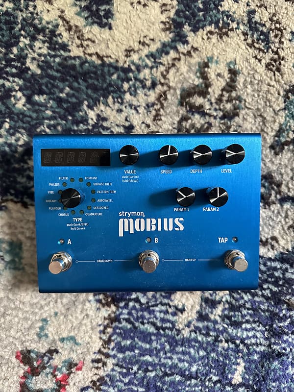Strymon Mobius